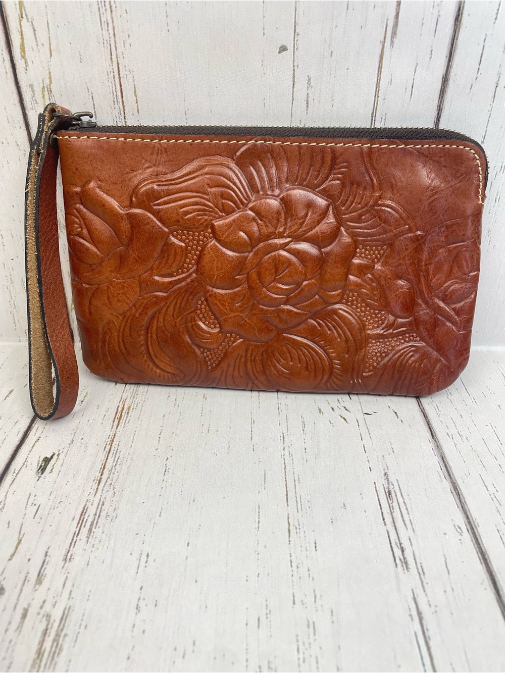 Patricia Nash Tooled‎ Italian Leather Wristlet/Wallet